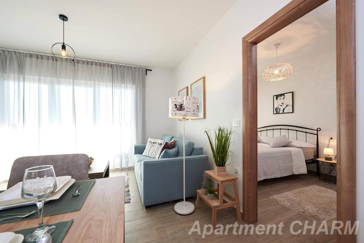 Luxury Apartment Charm With Pool Trogir Buitenkant foto