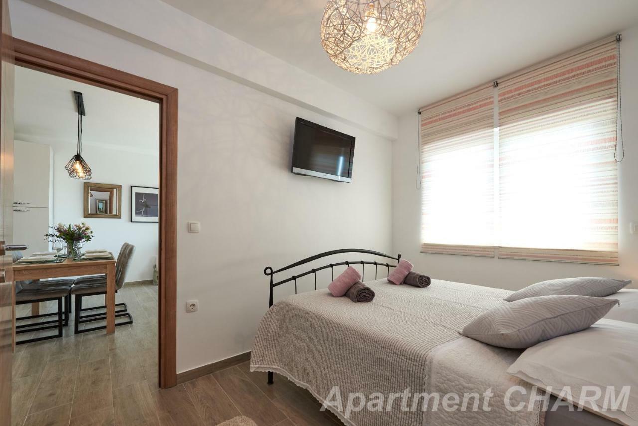 Luxury Apartment Charm With Pool Trogir Buitenkant foto